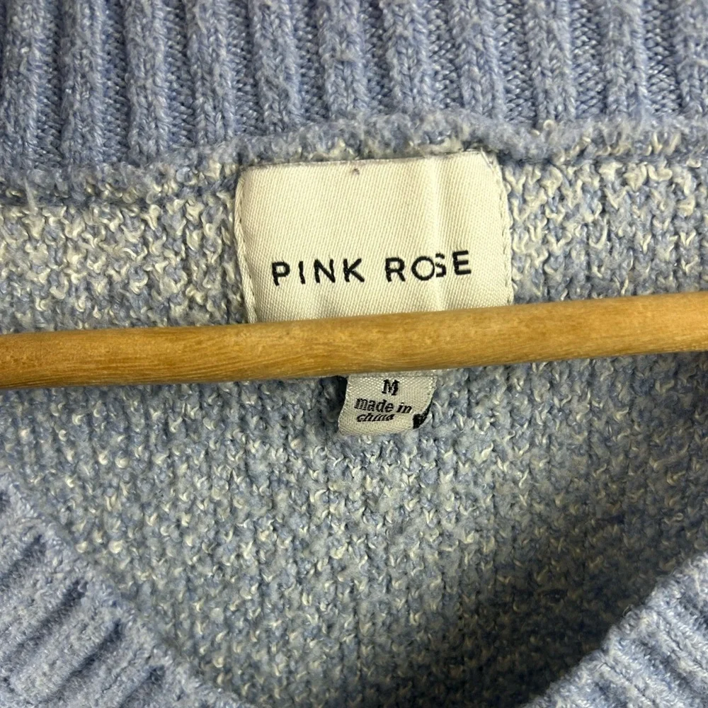 Pink Rose | light blue cloud v neck cropped sweater size M - Picture 6 of 6